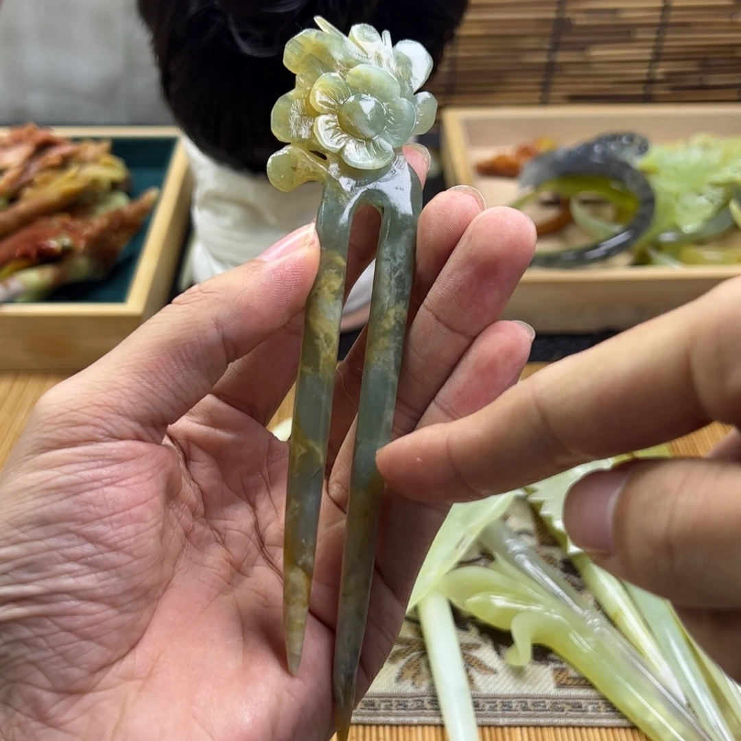 蛇纹石玉发簪未镶嵌