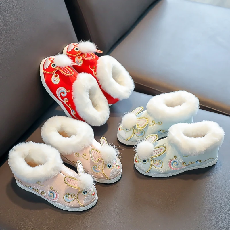 冬季女童汉服鞋拜年鞋儿童绣花鞋加绒加厚保暖棉鞋中国风古装短靴