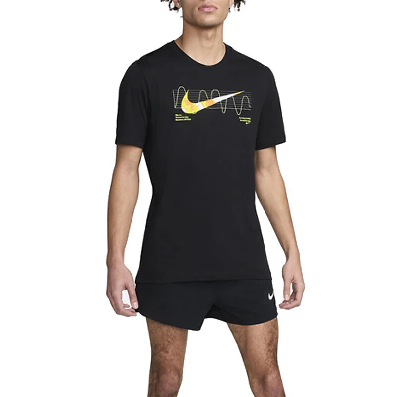 耐克/NIKE  男子跑步短袖T恤休闲夏季黑色舒适训练透FV8391-010