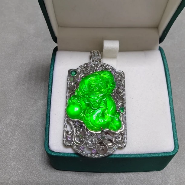 【洁白无瑕 光彩照人】吊坠 GDJ2374