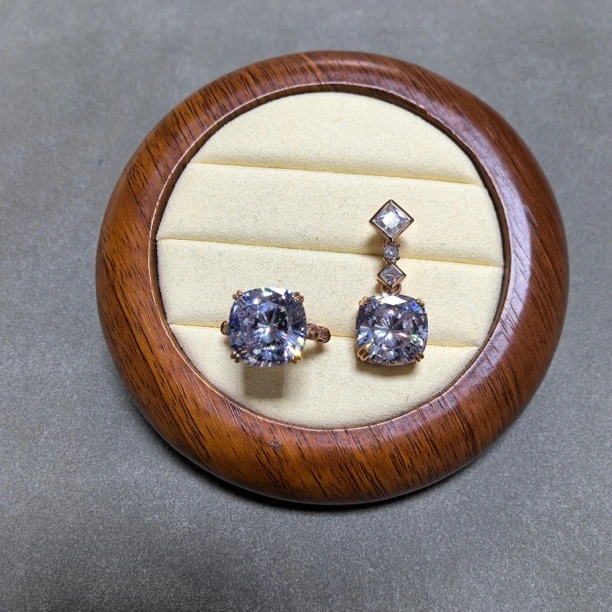 【洁白无瑕 光彩照人】两件套 GDJ2700