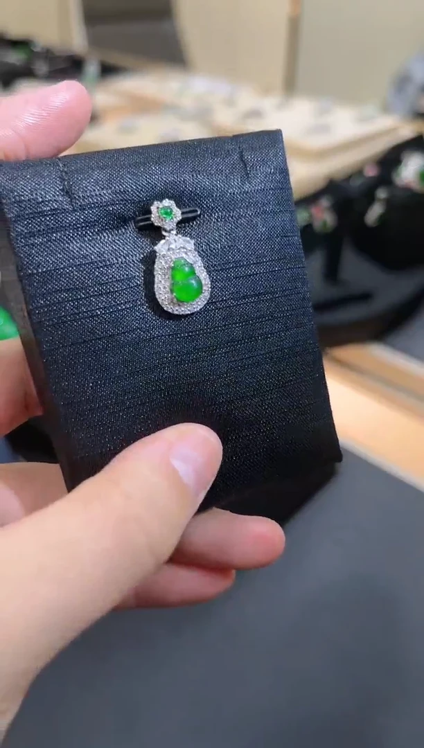 【闪购商品】翡翠吊坠银S925镶嵌多样性发货只发一件