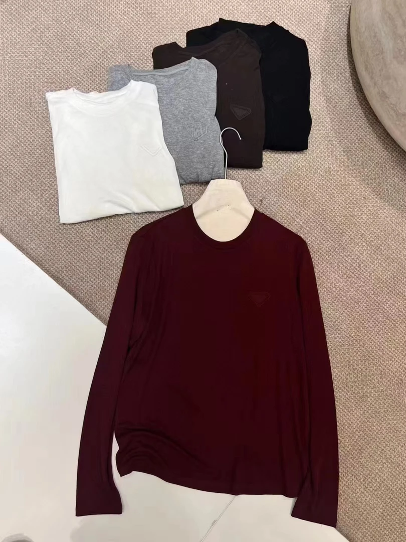 新款三角标穿上脱不下来贵妇T恤（价格已开）