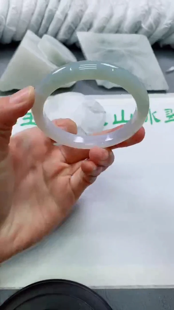 【闪购商品】石英质玉手镯未镶嵌S190-62-63