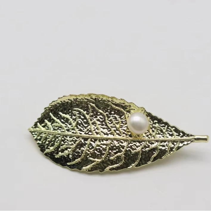 209 金枝玉叶珍珠胸针