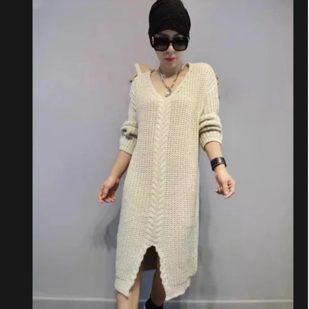 7417   欧洲秋冬新款镶钻高领毛衣女甜美中长款修身镂空针织