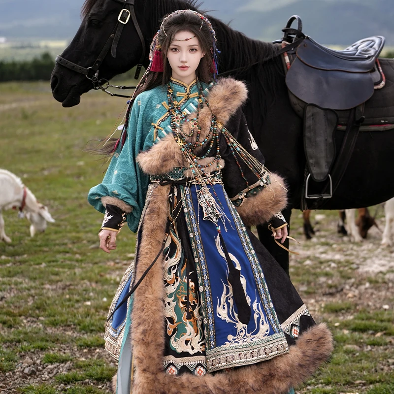 涂七七【阿达瓦 -年中折扣不退不换】原创旅拍系列民族风藏元素刺绣