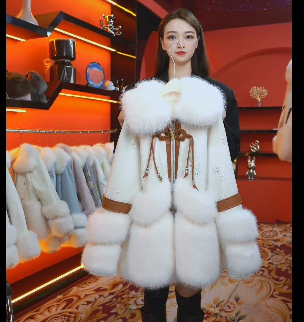 DM【3873】轻奢新款时尚洋气加绒加厚气质女士秋冬季保暖大毛领外套