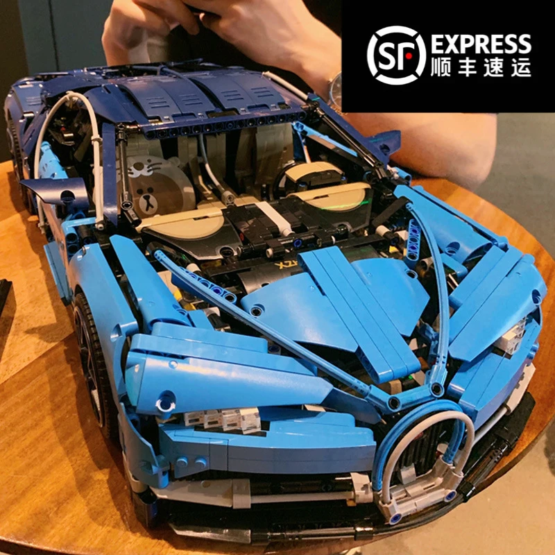4000颗粒布加迪威龙跑车模型赛车遥控汽车高难度拼装积木玩具益智