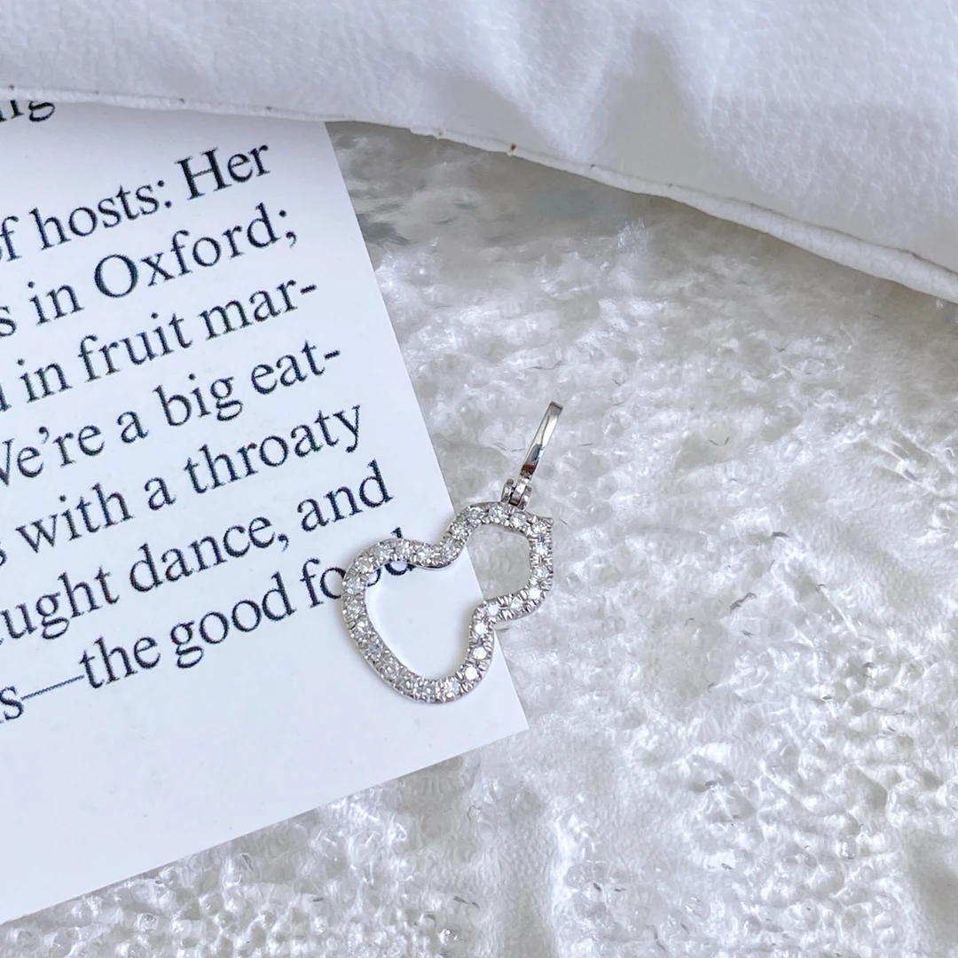 【六言臻选】小葫芦镂空吊坠（不含链）ZSDZ001546