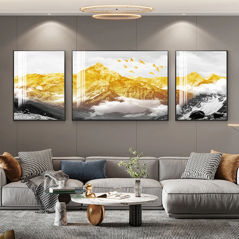 现代简约沙发背景墙挂画日照金山客厅装饰画高级感三联画轻奢大气