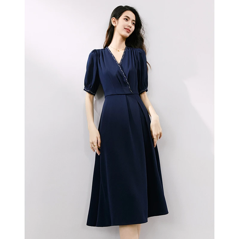晚白时尚气质通勤裙子V领高腰百搭短袖连衣裙24032181