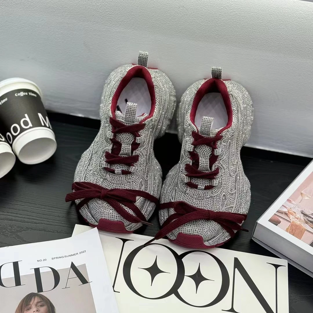 时尚百搭舒适透气女士潮流红色防滑网面系带增高烫钻老爹鞋夏季