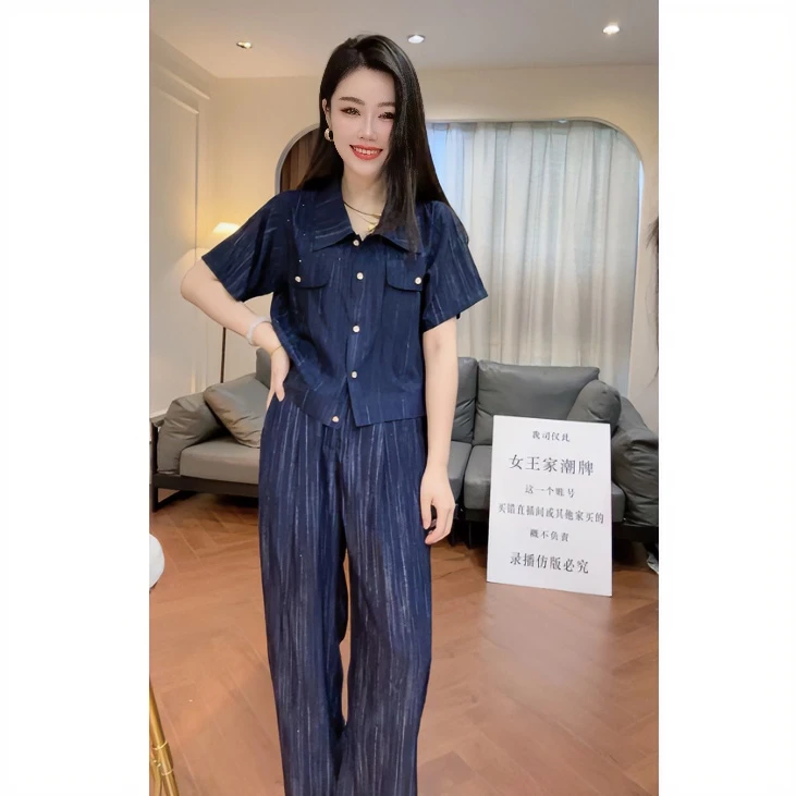 女王家潮牌 2024新款小香风夏季蓝黑色条纹烫钻薄款短袖套装百搭