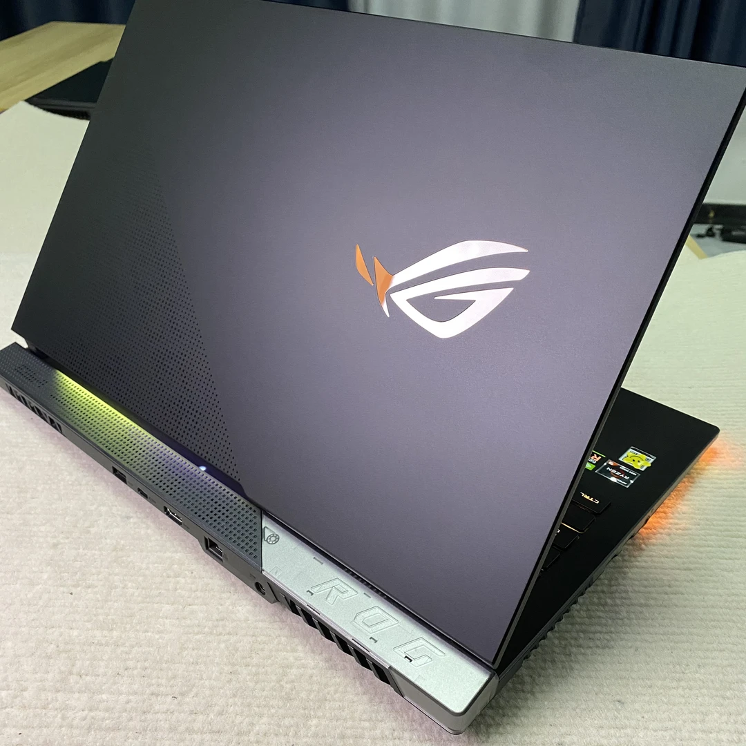90新 ROG 枪神5P 17寸R9八核32G内存Rtx3070独显高端电竞游戏电脑