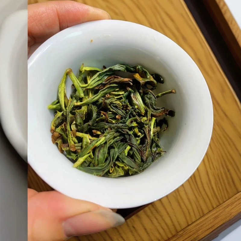 凤凰单丛抽湿鸭屎香