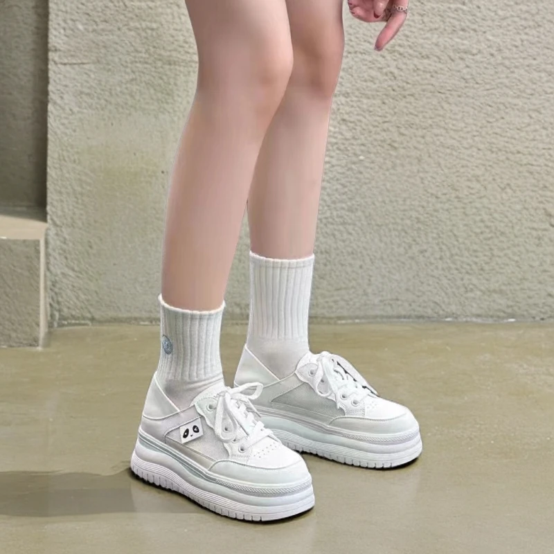 【公主屋】真皮透气镂空休闲鞋2268