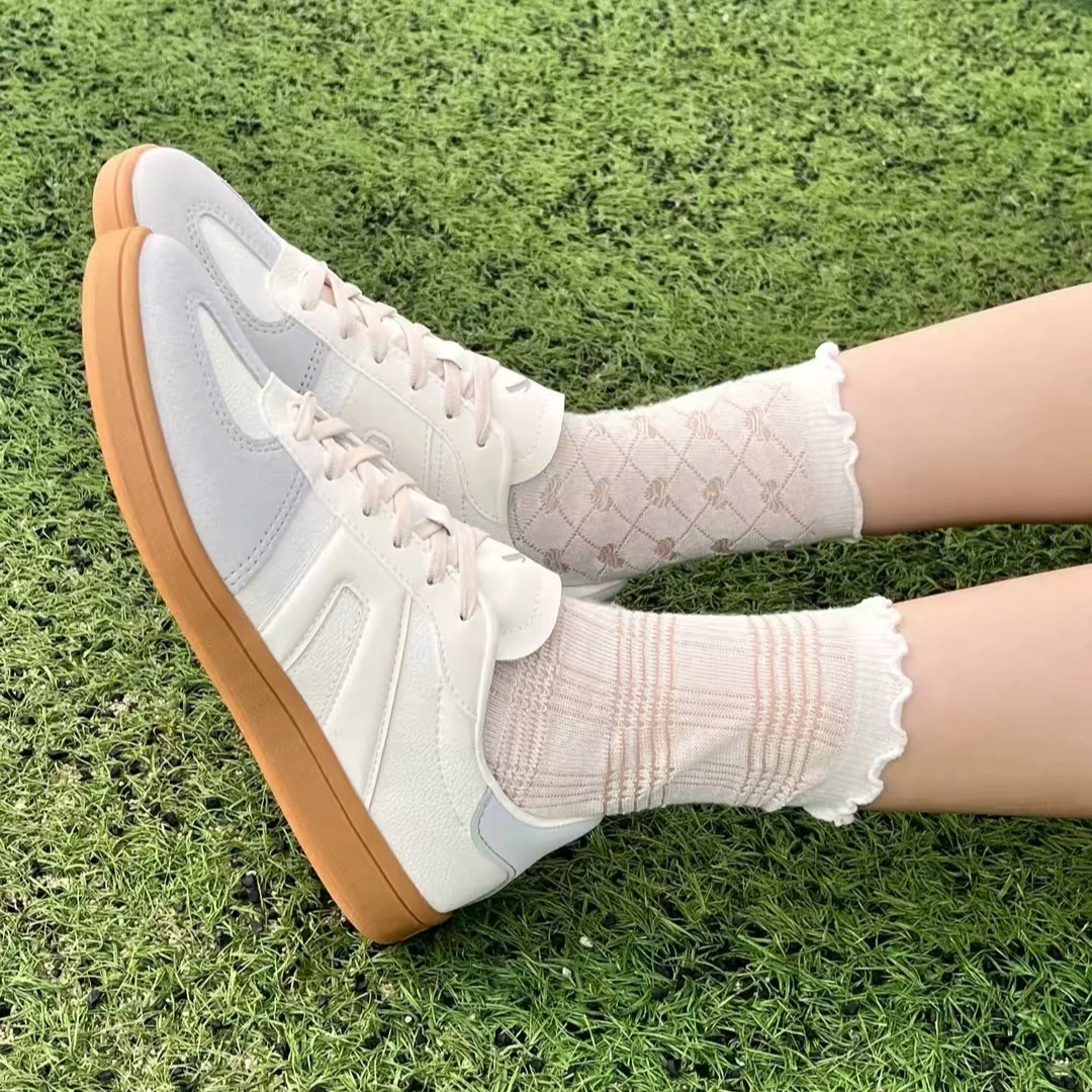 ANTA/安踏云山女子德训鞋冬季款潮流百搭舒适休闲鞋低帮时尚板鞋