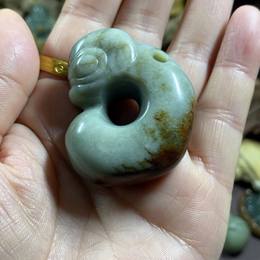 【闪购商品】岫岩河磨玉（透闪石质玉）颈饰未镶嵌