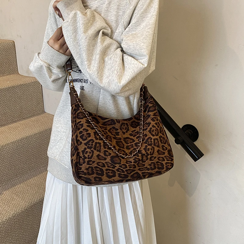 麂皮绒豹纹链条包包女秋冬季新款潮时尚百搭托特单肩包大号斜挎包