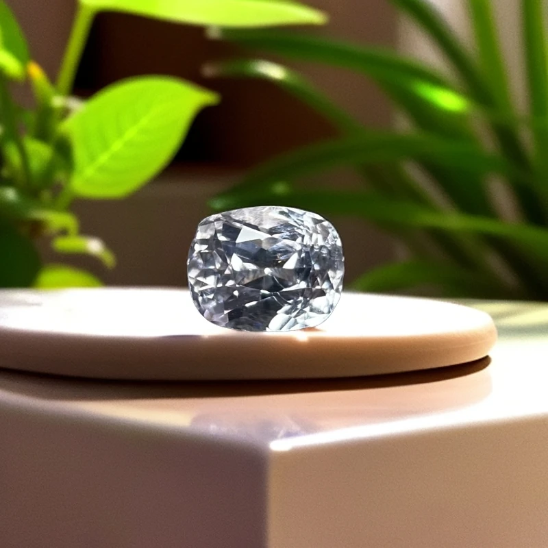 缅甸天然尖晶石-五彩斑斓灰色-精切枕型-1.56ct-YY115