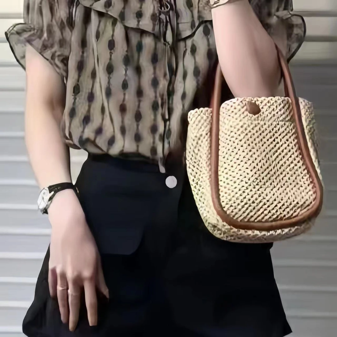 【051-100】丽笙服饰 可能存在瑕疵 介意勿拍→8.15