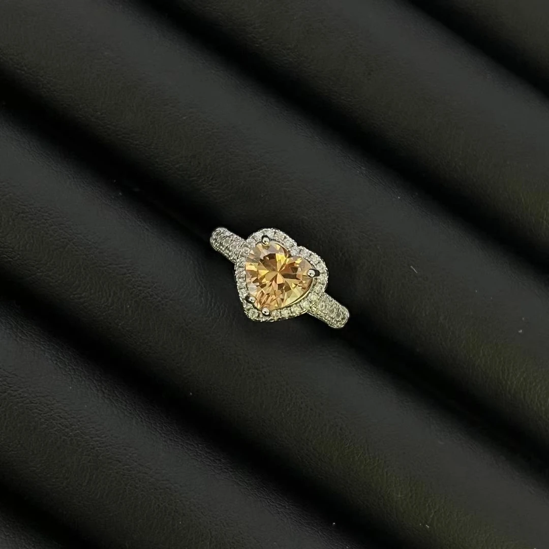 铜合金戒指 轻奢气质爱心款围镶香槟金色戒指多样性发货YS1835