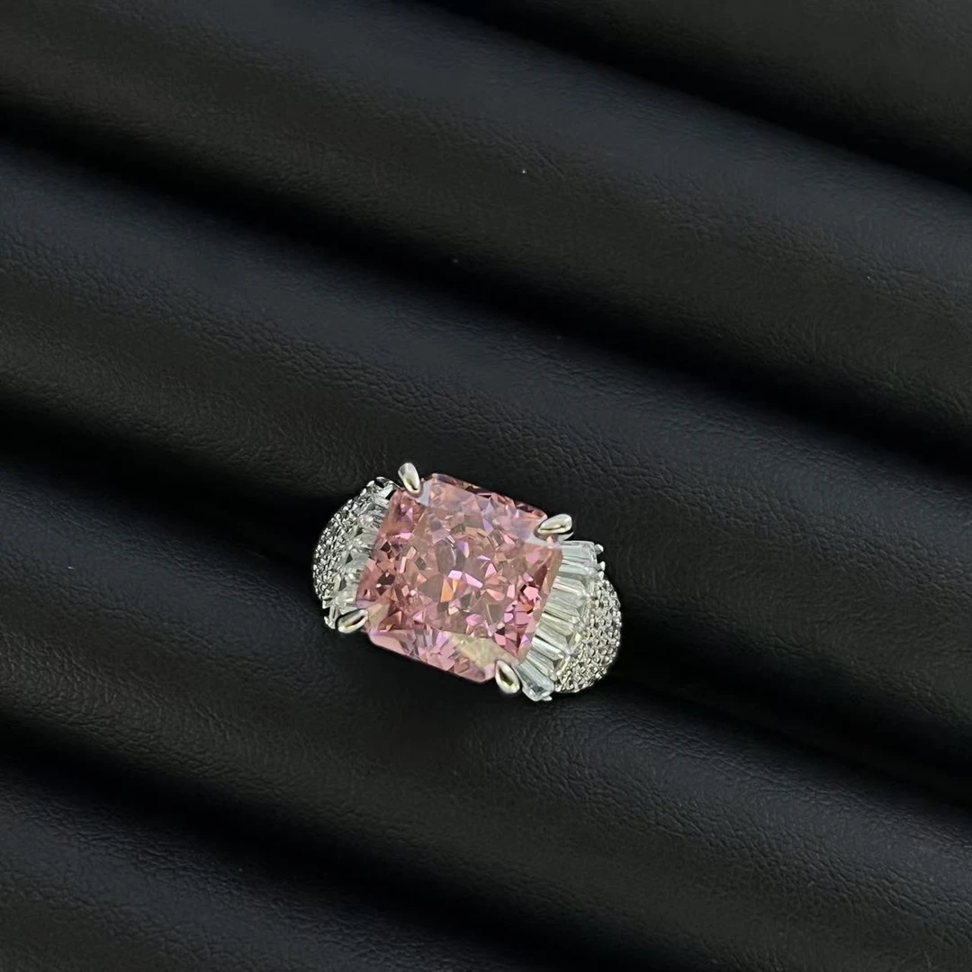 铜合金戒指 轻奢气质欧版裙摆设计豪镶粉色戒指多样性发货YS1867