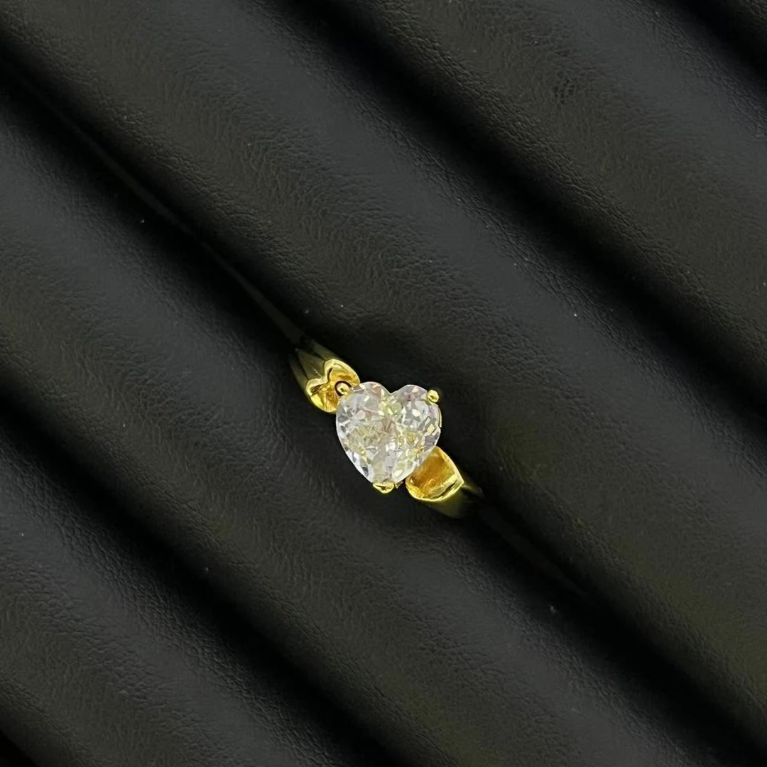 铜合金戒指 轻奢气质简镶爱心款纯洁白色戒指多样性发货YS1817