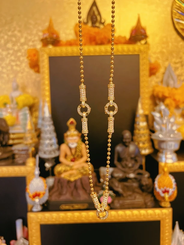 钛钢吊坠 牌牌三挂链子精美时尚吊坠项链