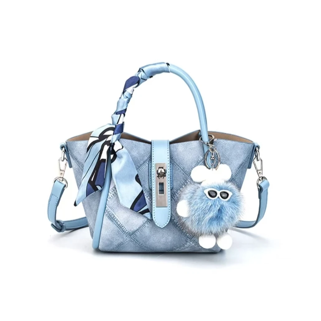 2024新款潮流百搭手提单肩斜挎包轻奢时尚肩包斜跨女士经典牛仔