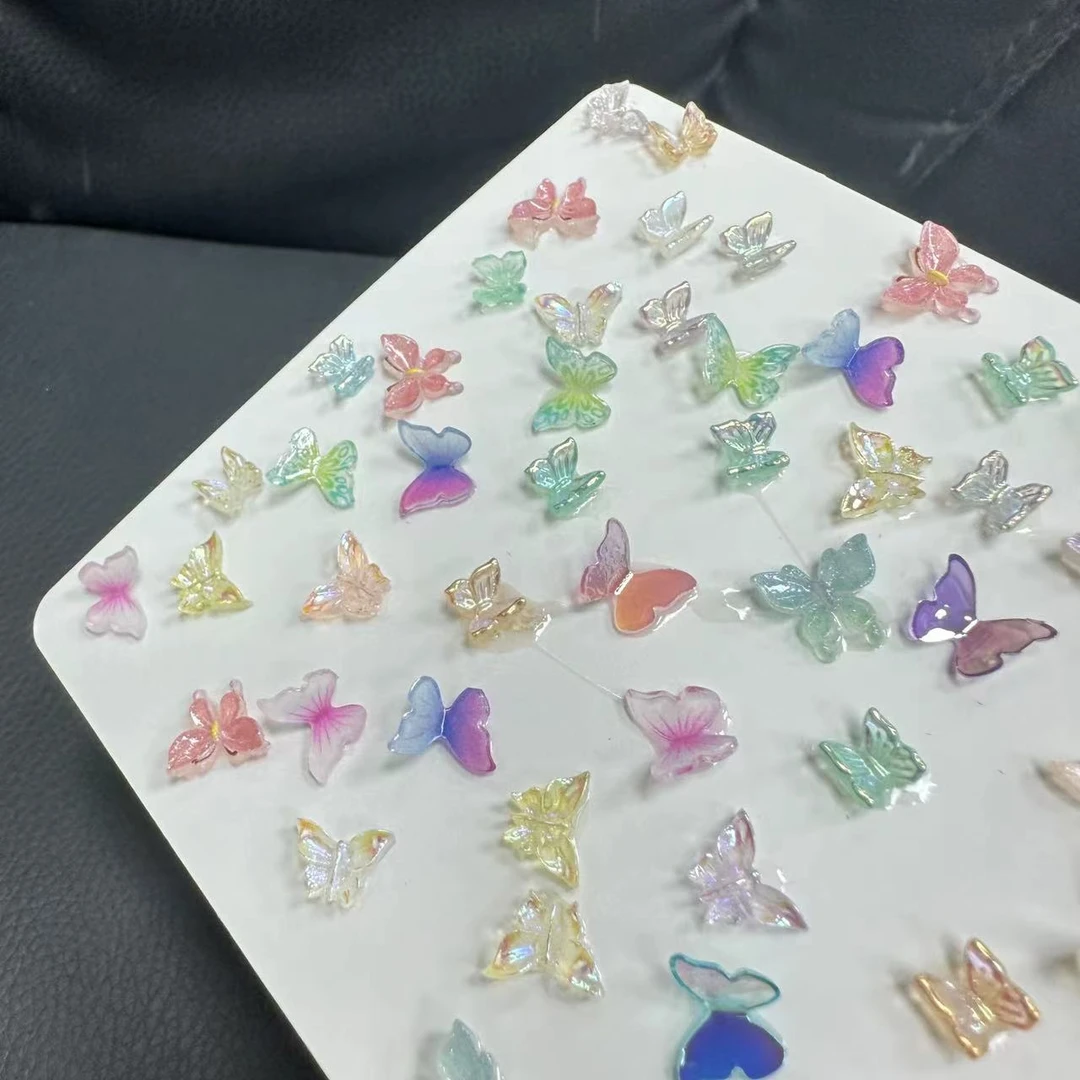 美甲梦幻蝴蝶饰品