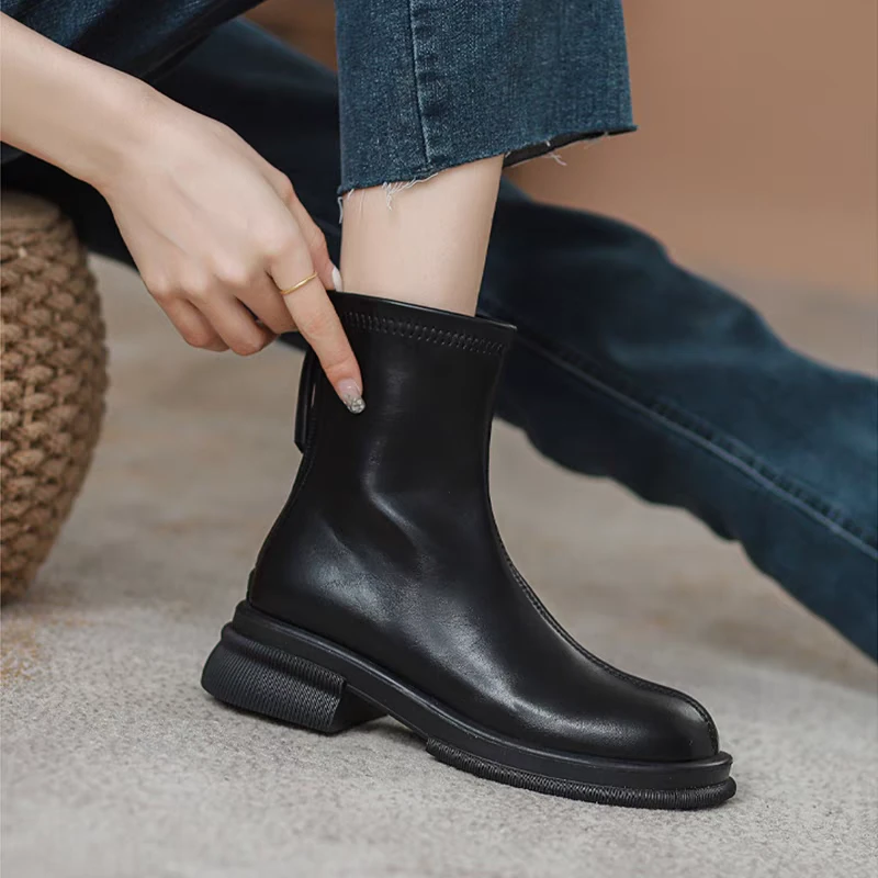 泽泽鞋贸 2024新款秋冬加绒厚底短筒英伦切尔西烟管单靴