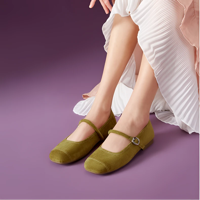 【意尔康】时尚百搭法式平底单鞋2024秋款新款妈妈鞋浅口复古玛丽珍