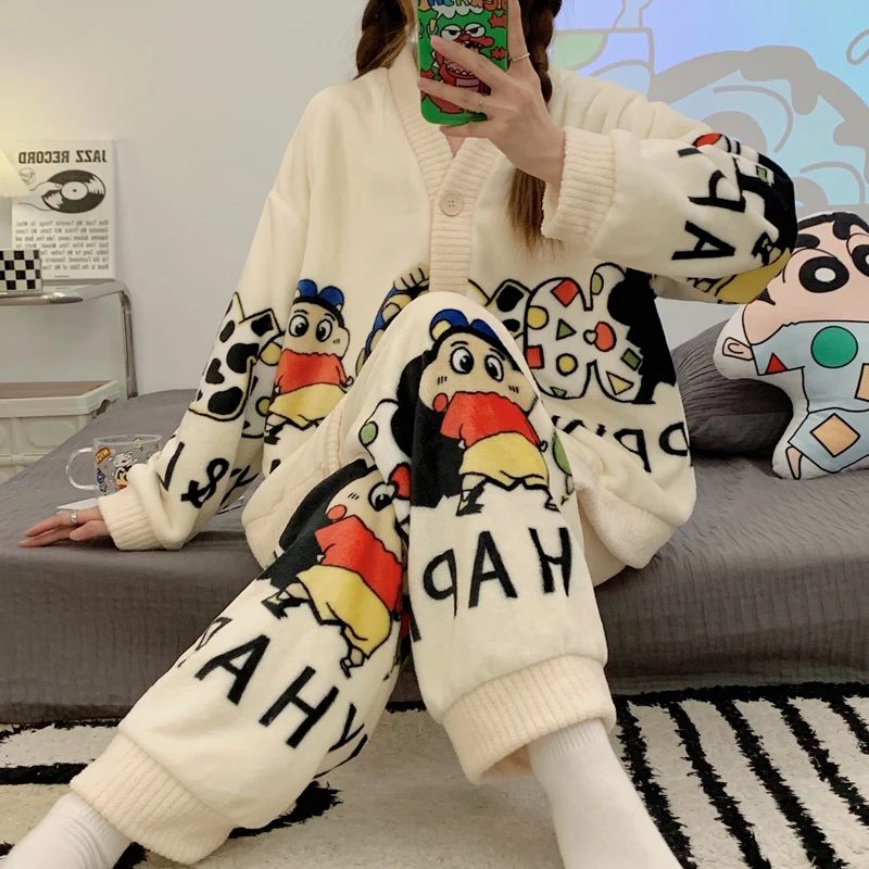 蜡笔小新睡衣女秋冬季爆款法兰绒长袖加绒加厚保暖套装外穿家居服