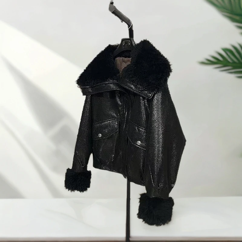 9986时尚洋气冰岛羊毛大翻领羽绒外套