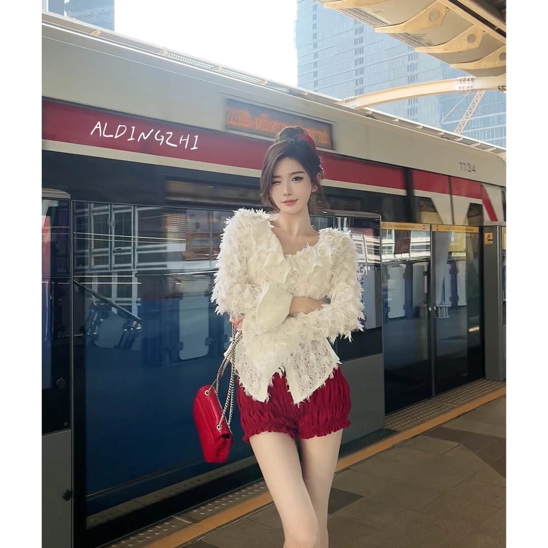 AL DINGZHI【新秀辣宠】 红色低腰褶皱法式蕾丝花苞裤春白色超短裤