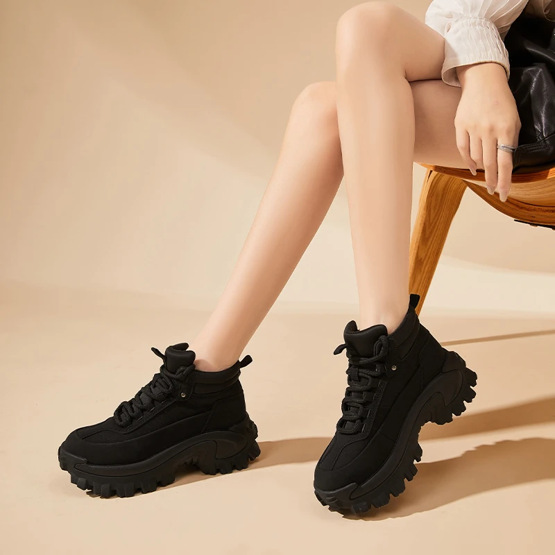 星期六加绒加厚老爹鞋女2025新款冬季防寒保暖舒适百搭东北雪地靴