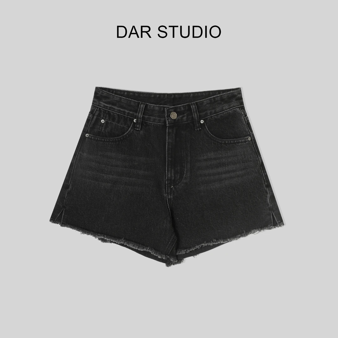 DAR STUDIO 【须须黑牛仔】2024新款牛仔短裤85191