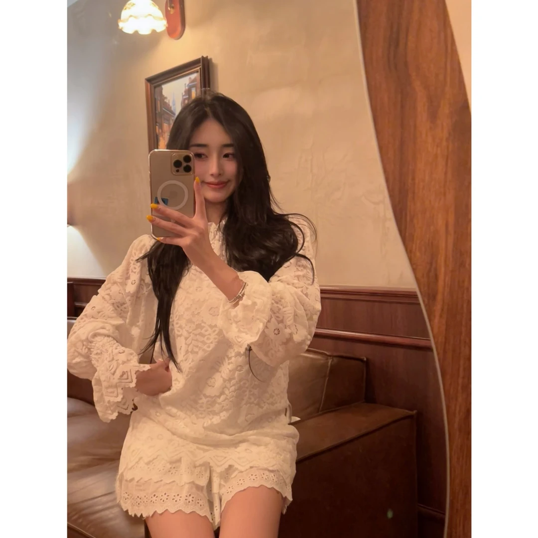 【 娜娜 自留】柔软亲肤软蕾丝内搭小衫慵懒风宽松百搭打底衫上衣