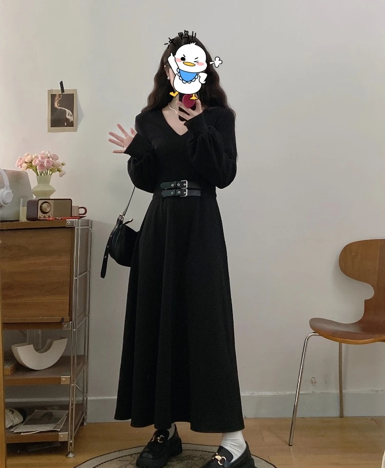 大码女装法式高级感连衣裙秋季赫本风气质小黑裙20625#