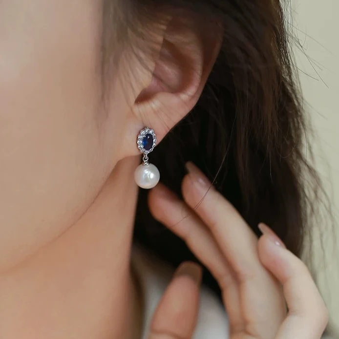 铜合金合成锆石耳饰 耳钉轻奢小众高级感气质精致珍女珠耳环耳坠