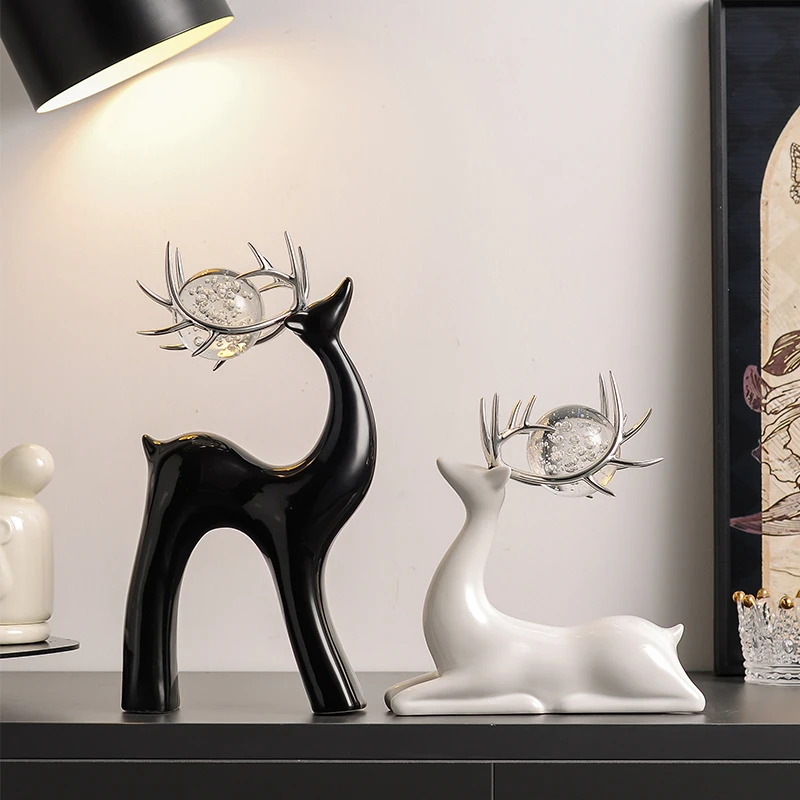 创意水晶球陶瓷鹿摆件轻奢客厅电视柜酒柜家居装饰品乔迁新居礼品