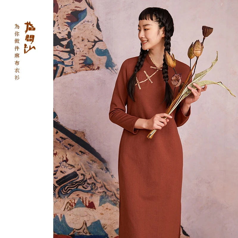 2245166指间沙女装2022年冬季新款斜襟盘扣棉麻针织旗袍连衣裙