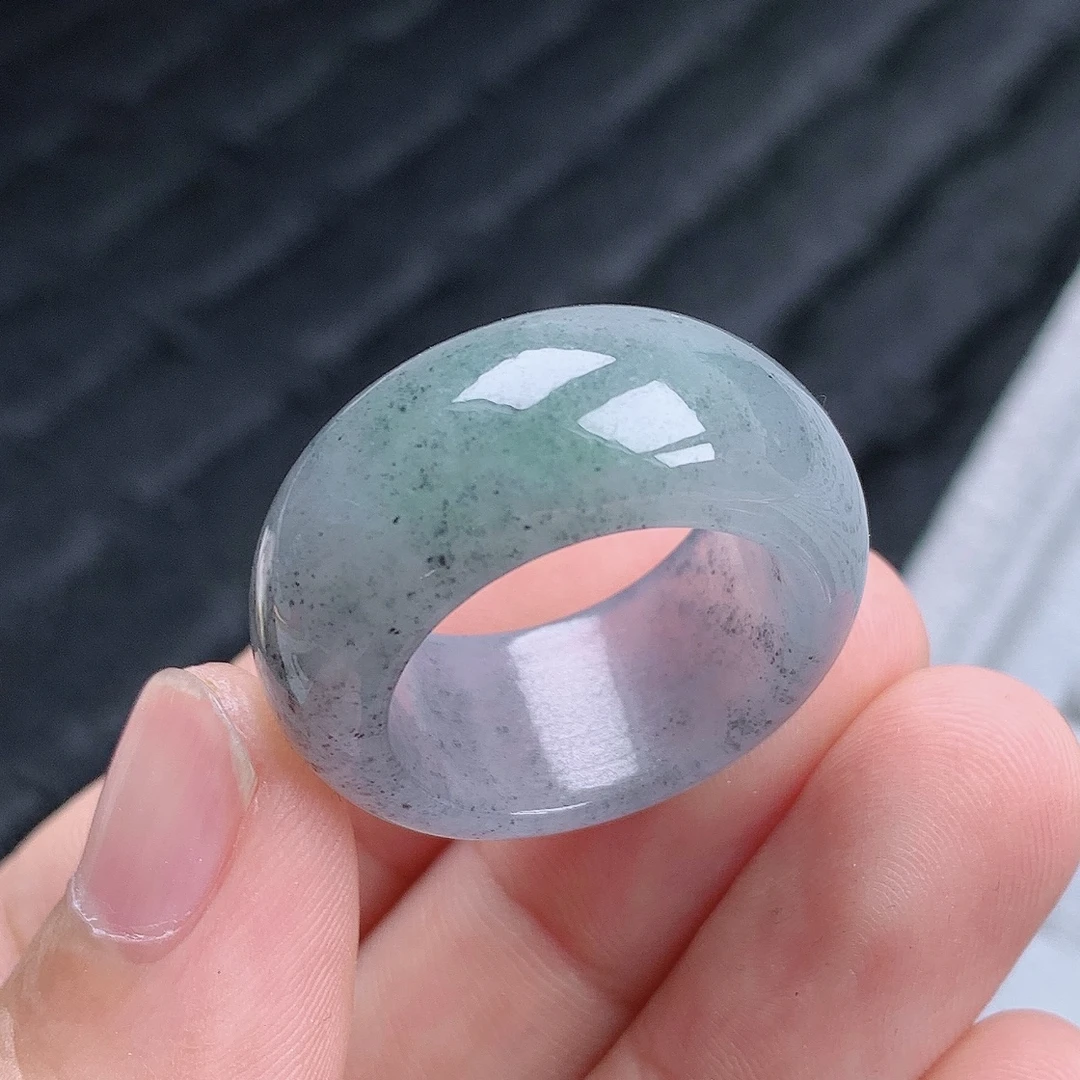 老坑种翡翠乌鸡宽边轮胎指环戒指尺寸：20.1-12.4-5.1mm23号圈口6S
