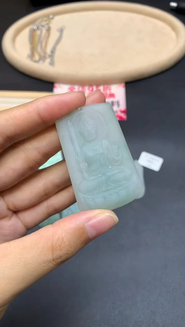 【闪购商品】定制翡翠未镶嵌不动明王【无鉴赏确认抛光不退换】