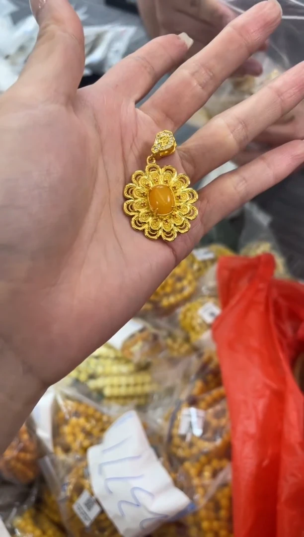 【闪购商品】蜜蜡裸石未镶嵌多样性单个发货