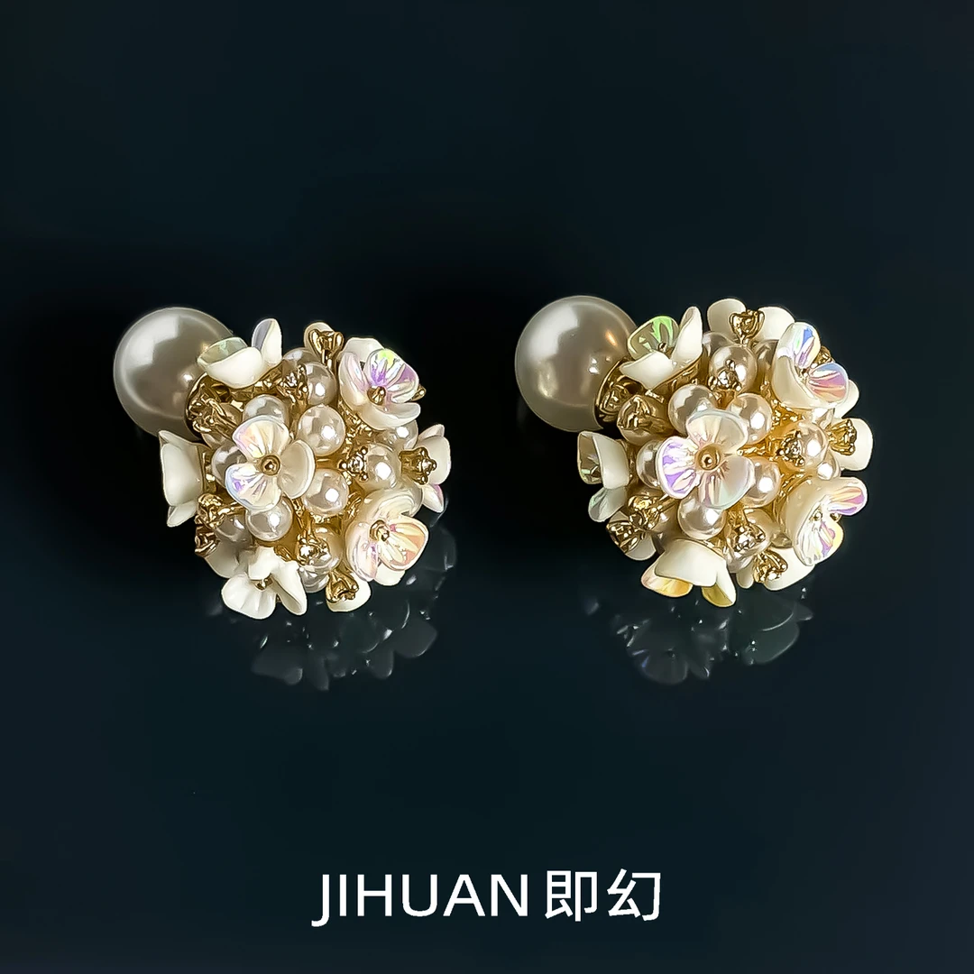 即幻 铜合金耳饰 法式气质轻奢时尚百搭花朵小众白色耳环 B-7707