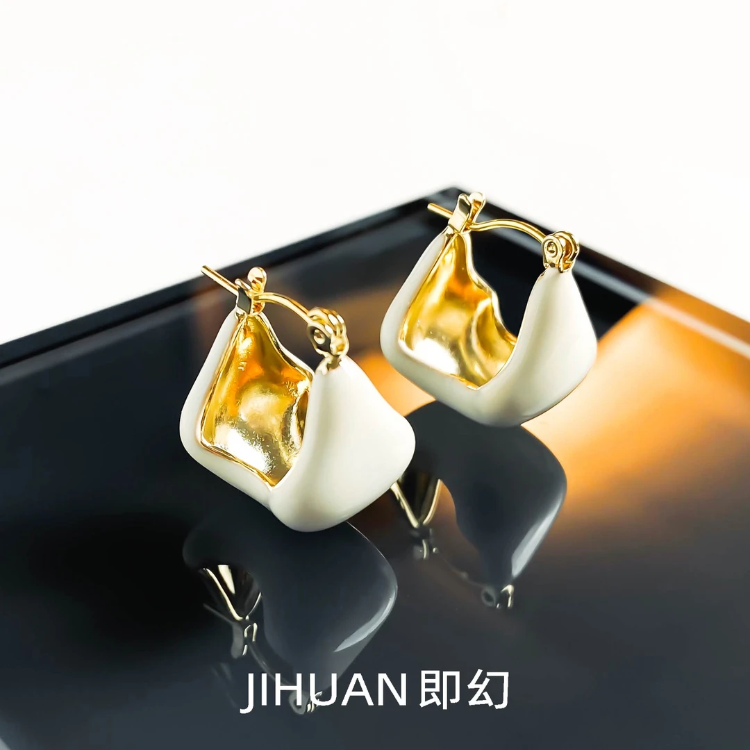 即幻 铜合金耳饰 ♦解构美学X2  欧美滴釉百搭时尚耳钉 DM-6670