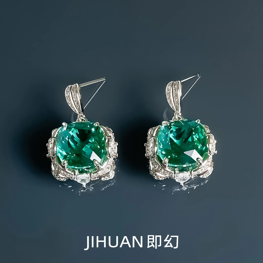 即幻 铜合金耳饰 ♦微光碧泉A 绿色轻奢欧美小众气质耳钉GR-7561